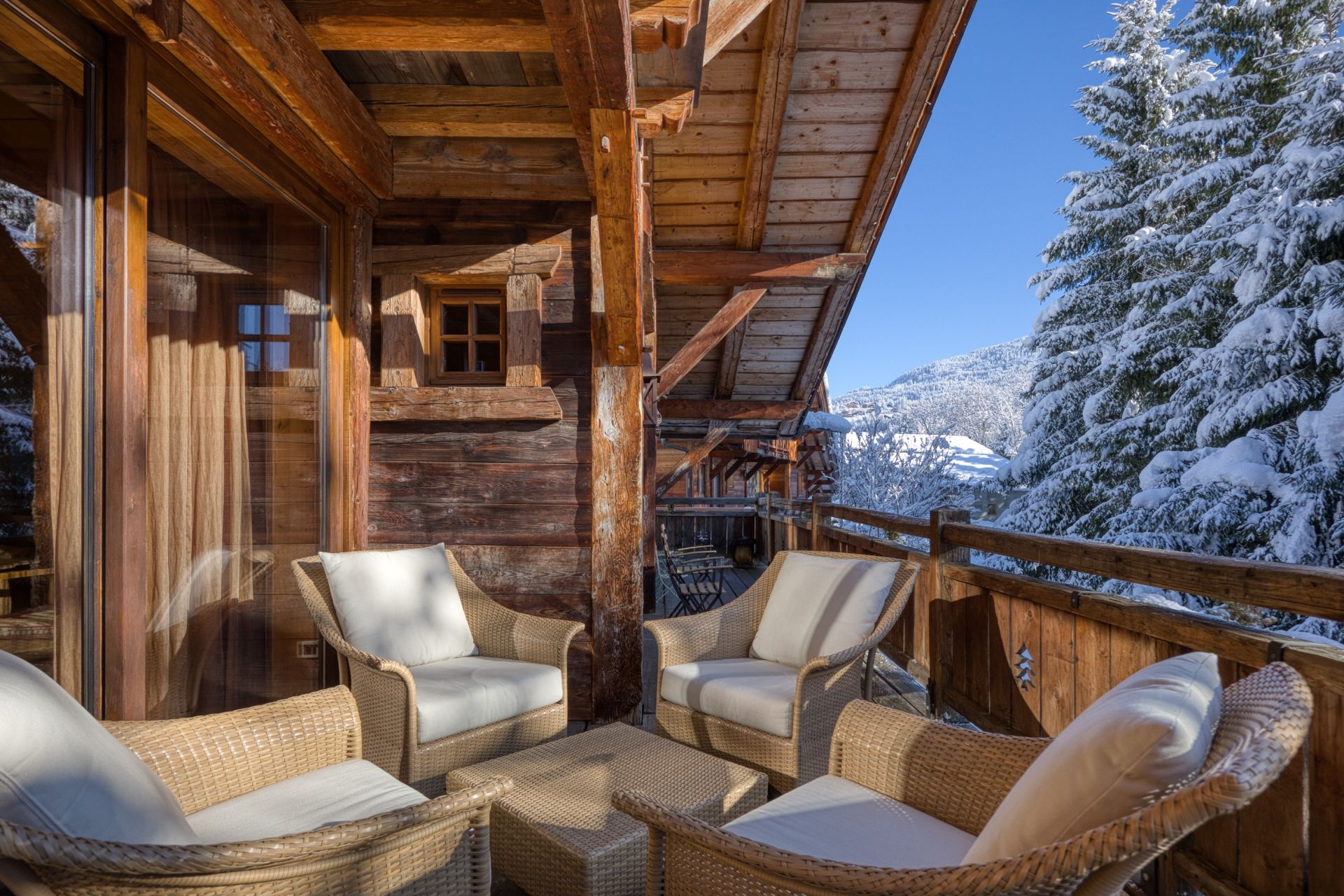 luxury chalet 9 Rooms for sale on MEGEVE (74120)