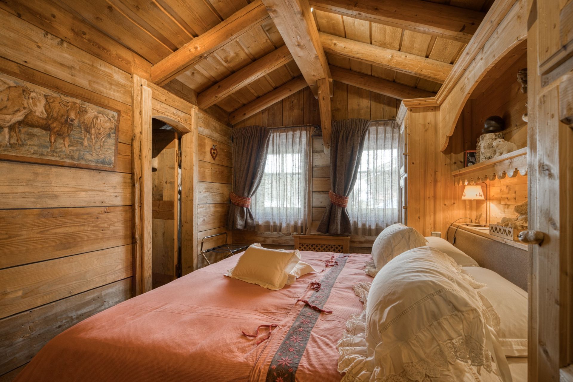 luxury chalet 9 Rooms for sale on MEGEVE (74120)