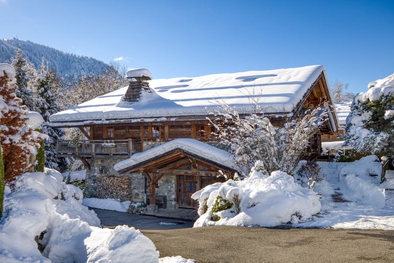 luxury chalet 9 Rooms for sale on MEGEVE (74120)
