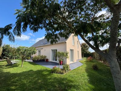Sale Luxury house Bernières-sur-Mer 8&nbsp;Rooms 169&nbsp;m²