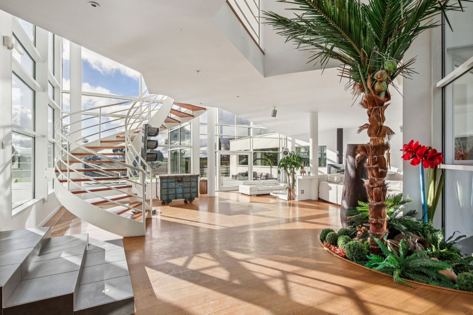 maison d'architecte 9 Pièces en vente sur VAUHALLAN (91430)