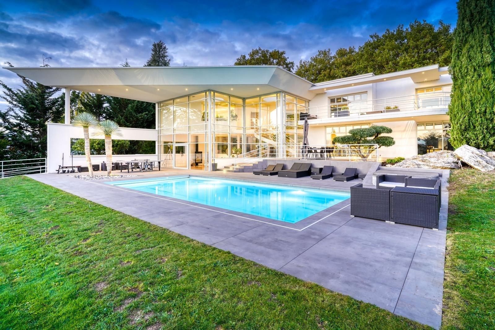 maison d'architecte 9 Pièces en vente sur VAUHALLAN (91430)