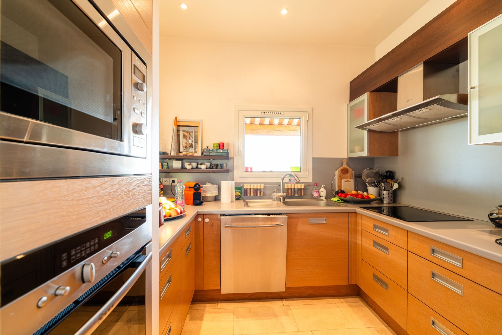 luxury house 5 Rooms for sale on ST CYR SUR MER (83270)