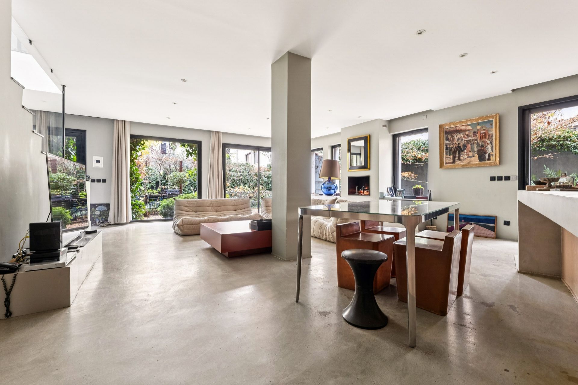 maison de luxe 5 Pièces en vente sur PARIS (75020)