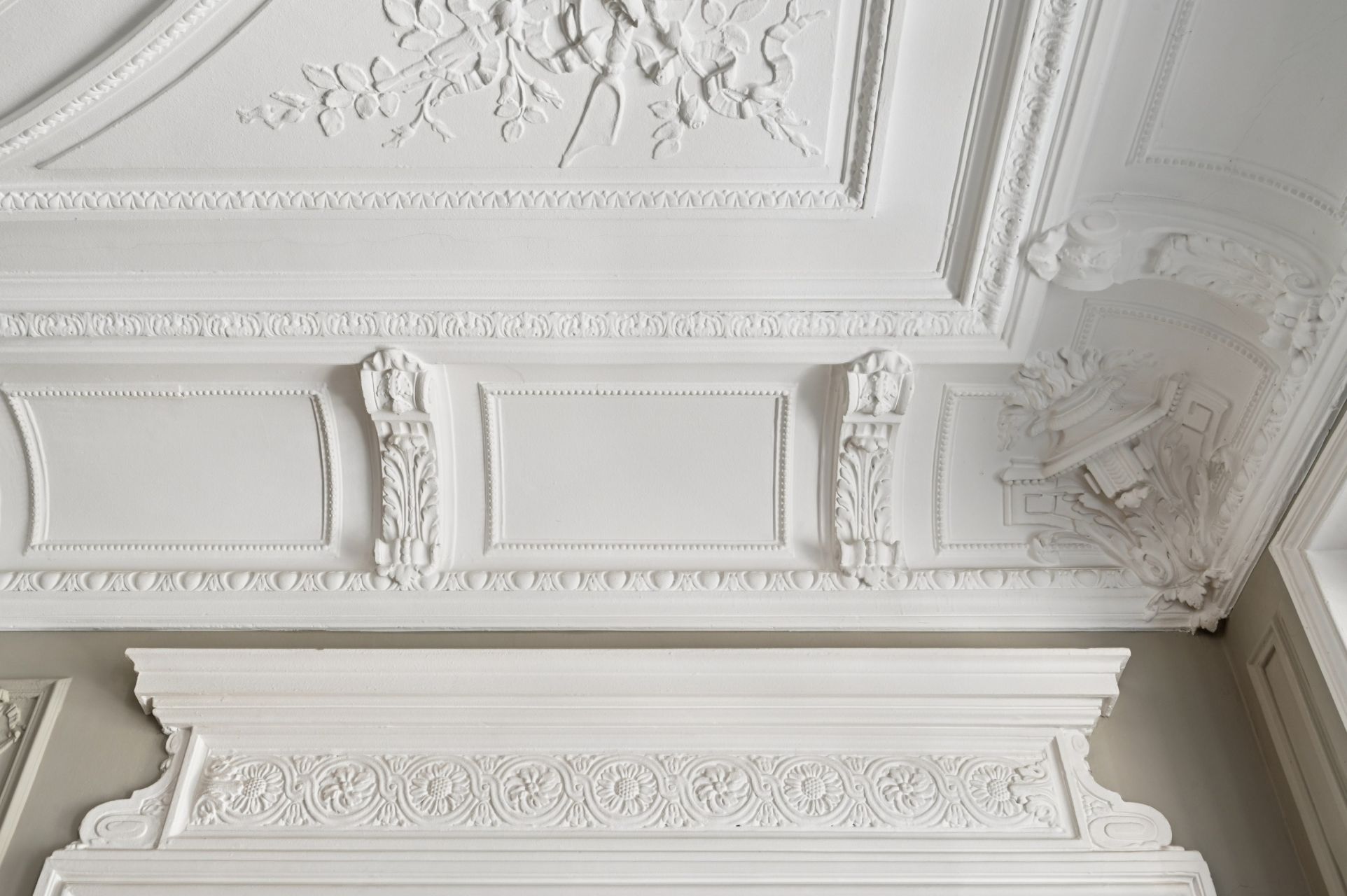 luxury apartment 7 Rooms for sale on PARIS (75017)