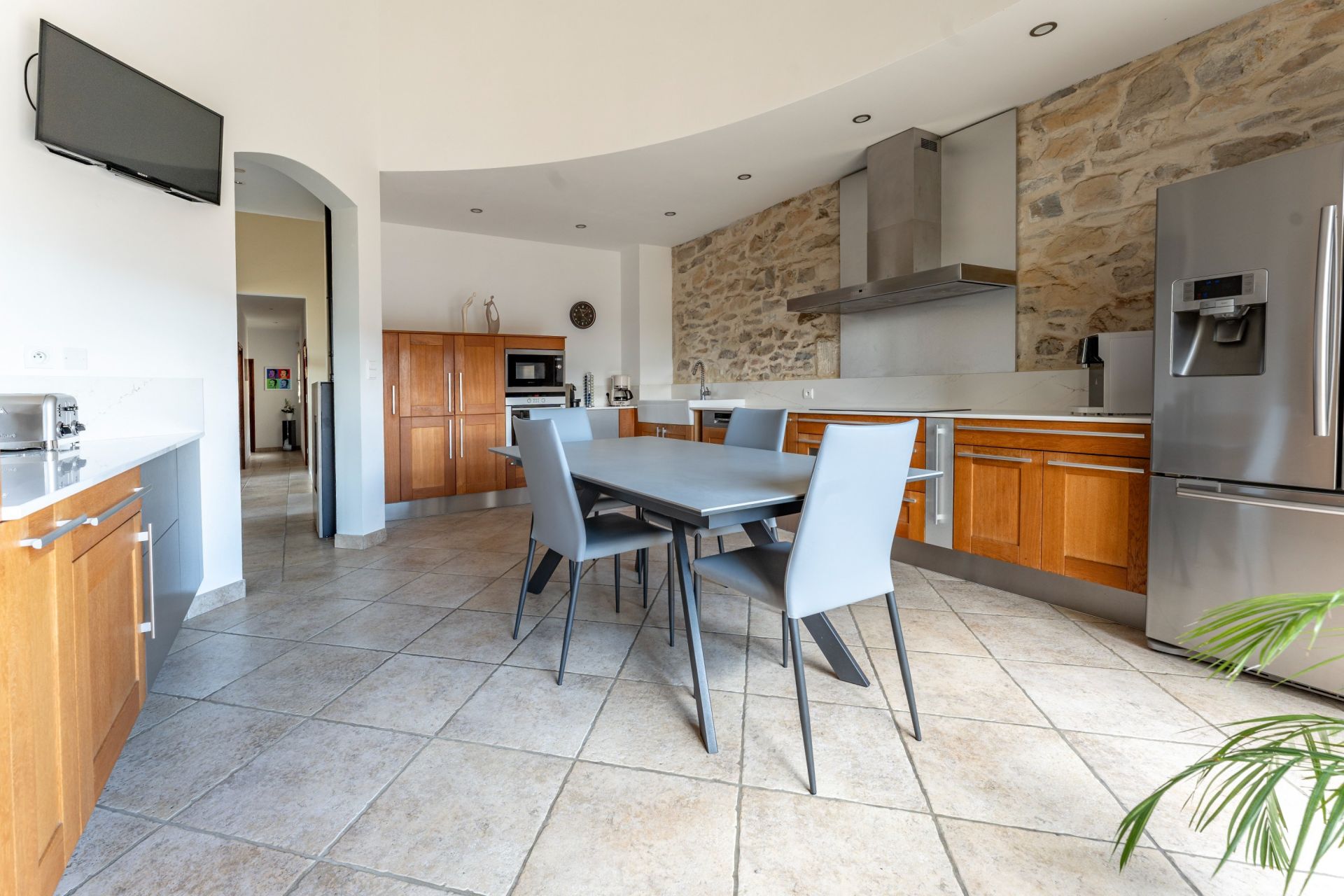 maison de luxe 7 Pièces en vente sur ST LAURENT D AIGOUZE (30220)