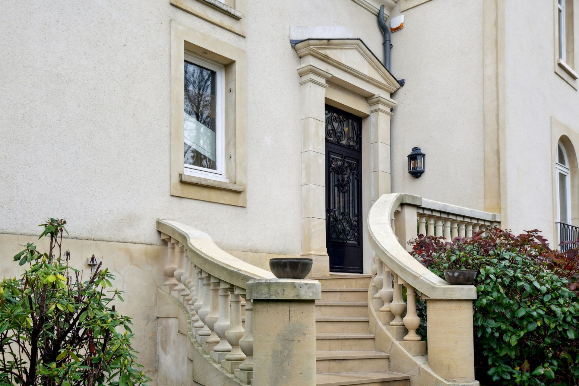 luxury house 8 Rooms for sale on BOUGIVAL (78380)