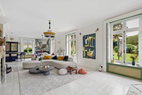 Sale Luxury house Bougival 8 Rooms 280 m²