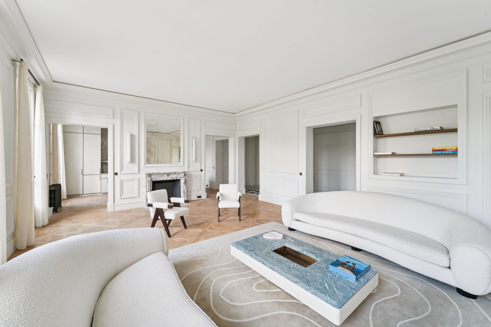 luxury apartment 5 Rooms for sale on PARIS (75016)