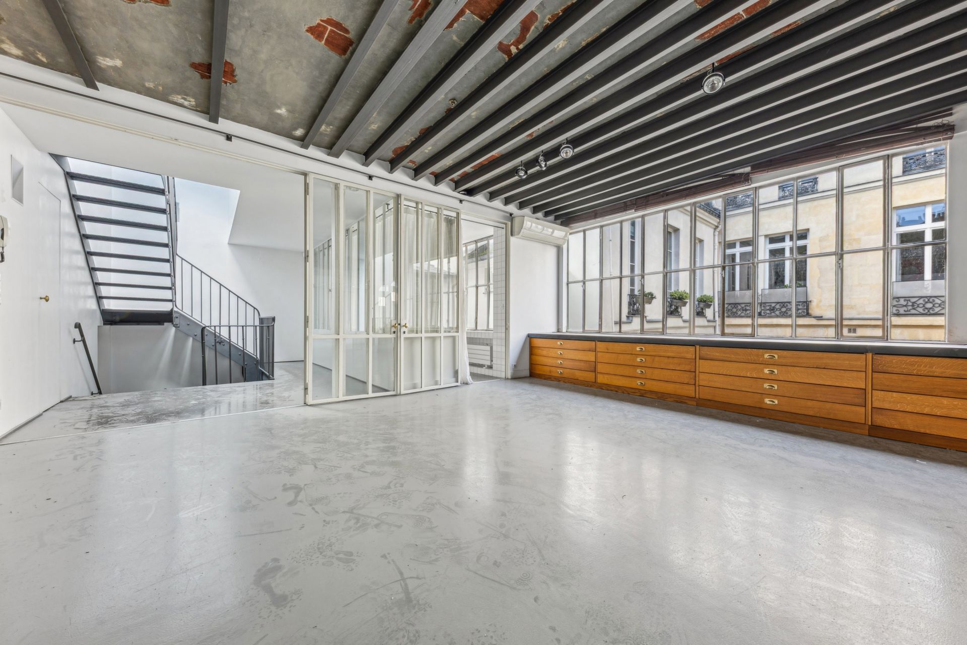 luxury apartment 5 Rooms for sale on PARIS (75006)