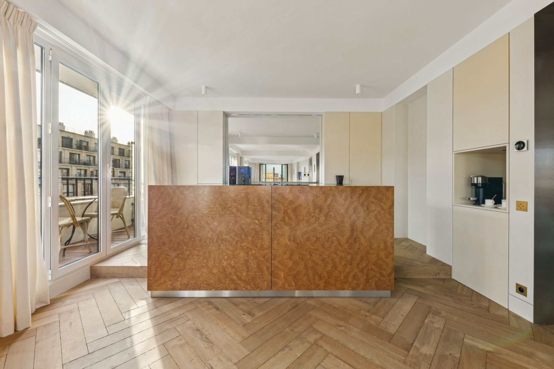 luxury apartment 4 Rooms for sale on PARIS (75016)