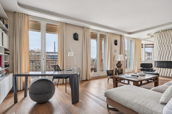 Vente Appartement de luxe Paris 7 5&nbsp;Pièces 195&nbsp;m²