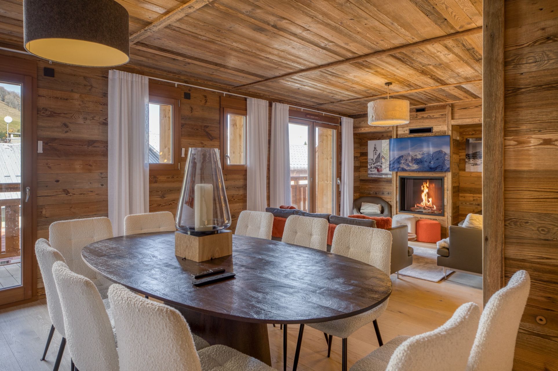 luxury apartment 5 Rooms for sale on MEGEVE (74120)