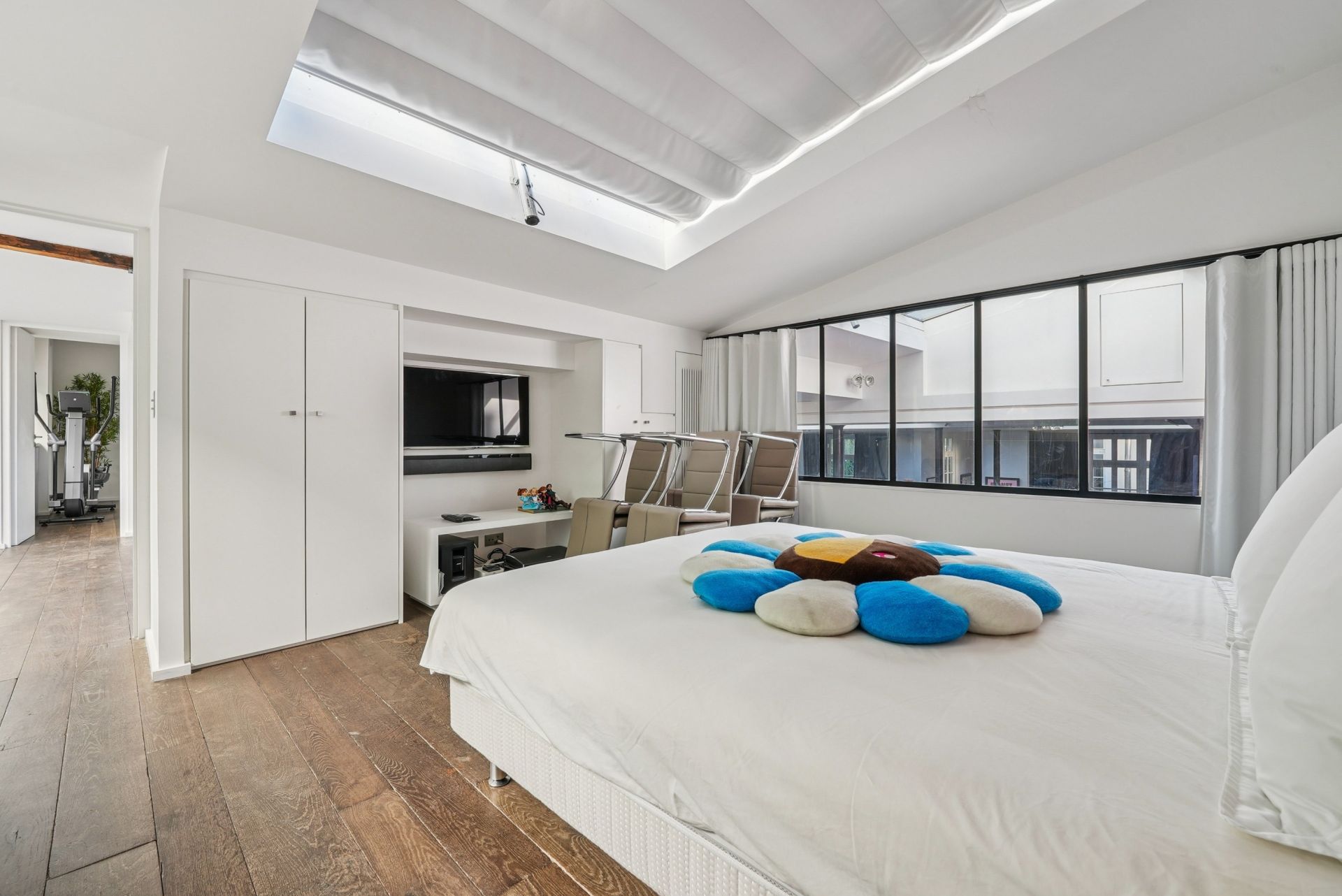 luxury loft 6 Rooms for sale on PARIS (75002)