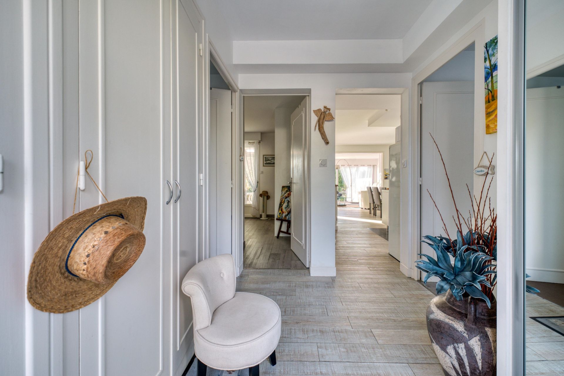 luxury house 6 Rooms for sale on ROYAN (17200)