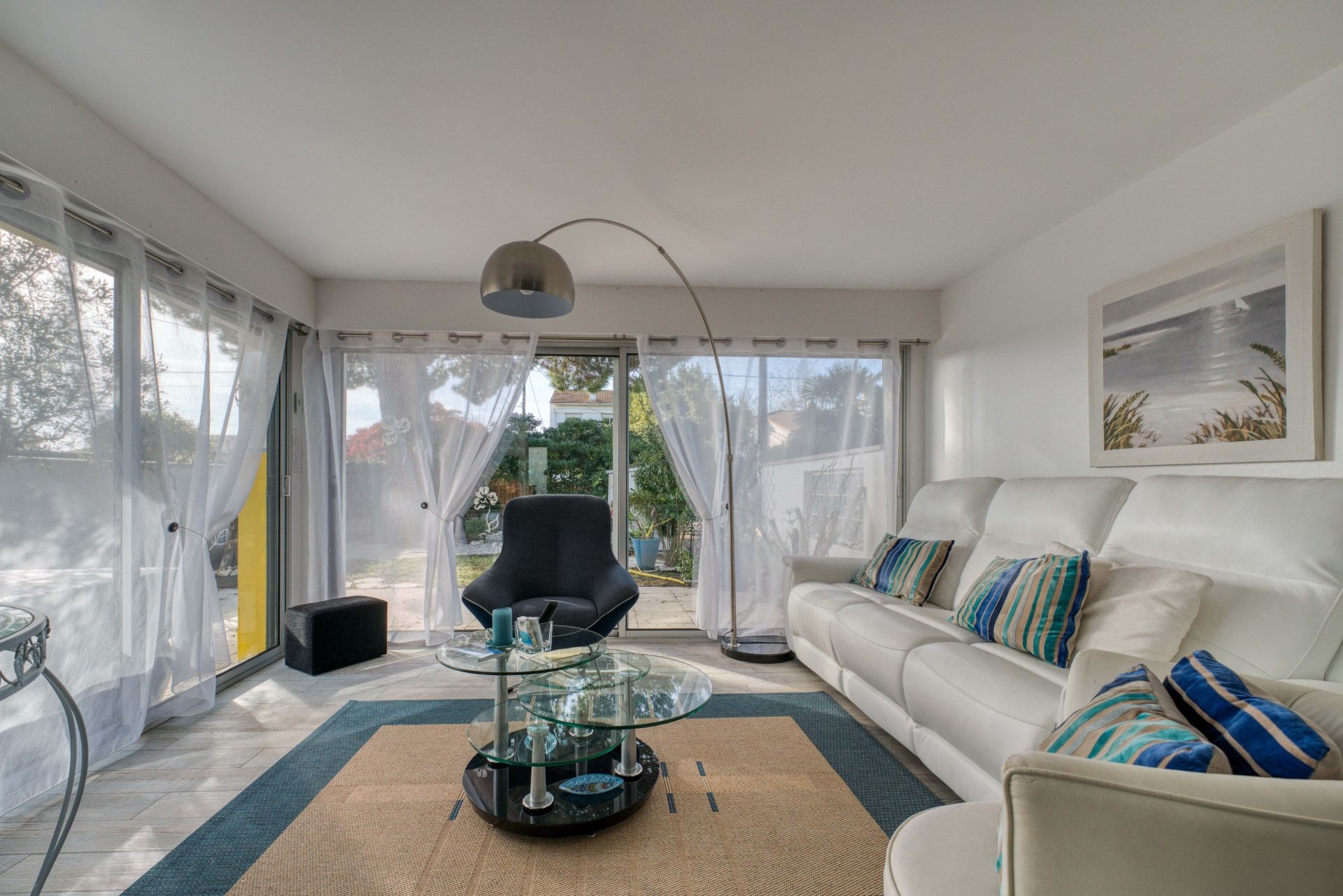 luxury house 6 Rooms for sale on ROYAN (17200)