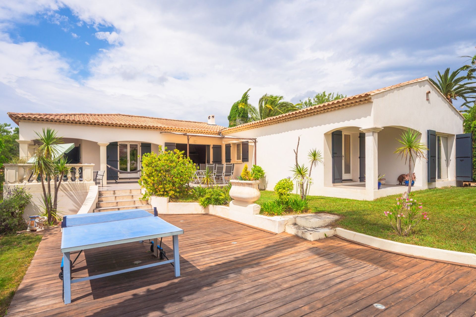 maison de luxe 5 Pièces en vente sur LE CASTELLET (83330)
