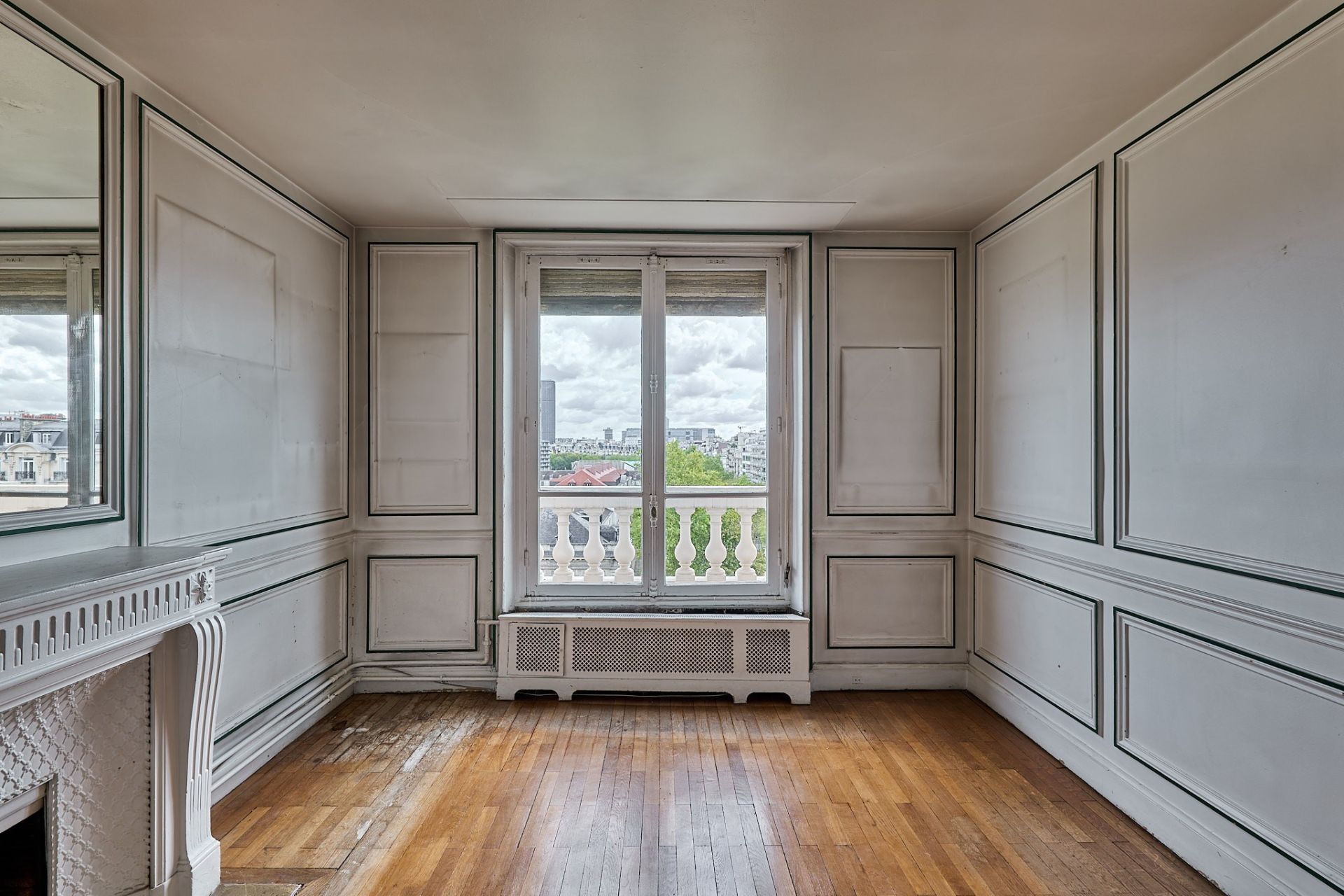 luxury apartment 6 Rooms for sale on PARIS (75007)