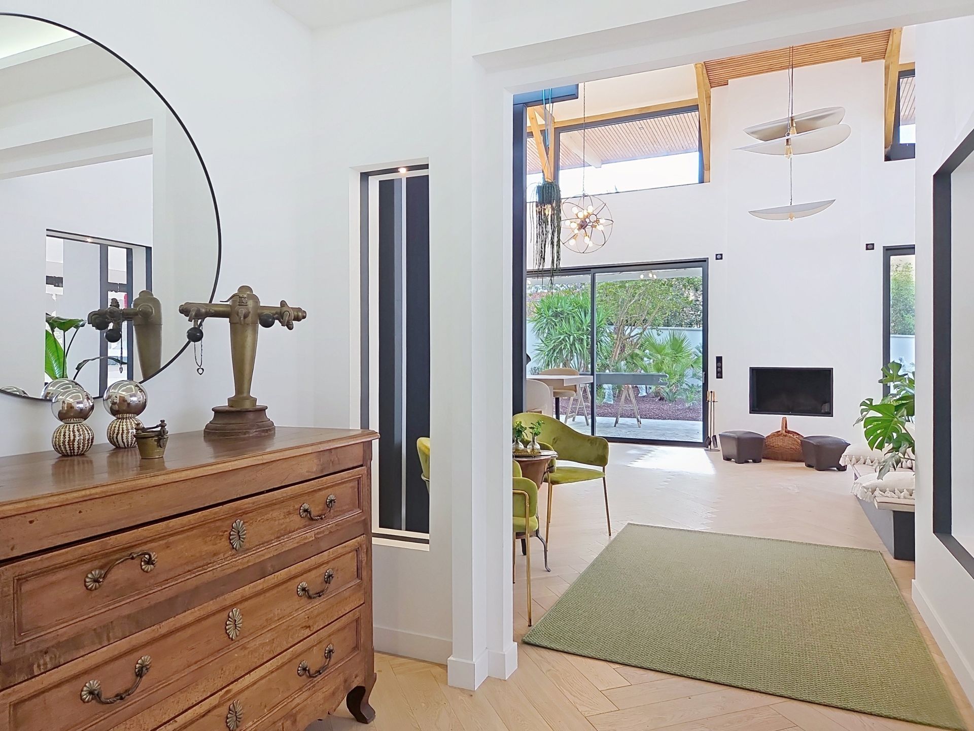 luxury house 8 Rooms for sale on ANGLET (64600)