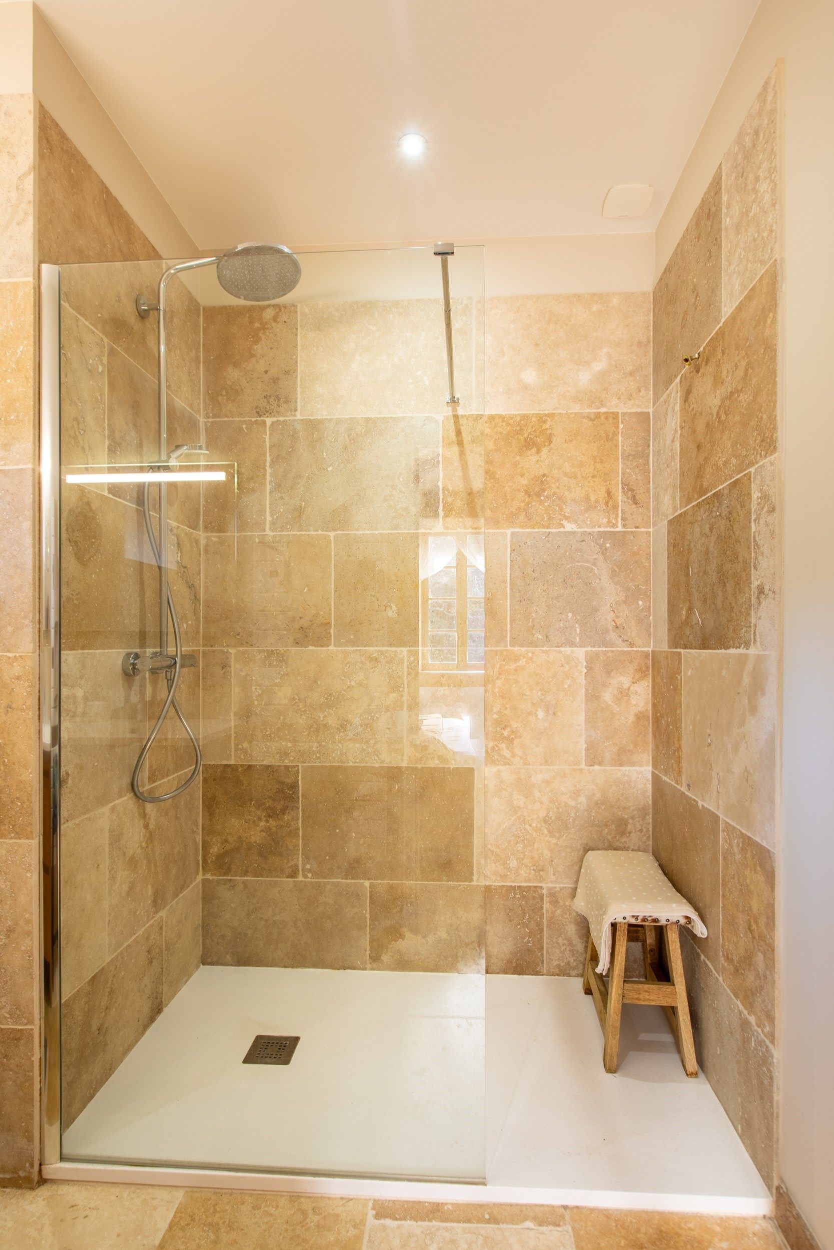 maison de luxe 15 Pièces en vente sur GRIGNAN (26230)