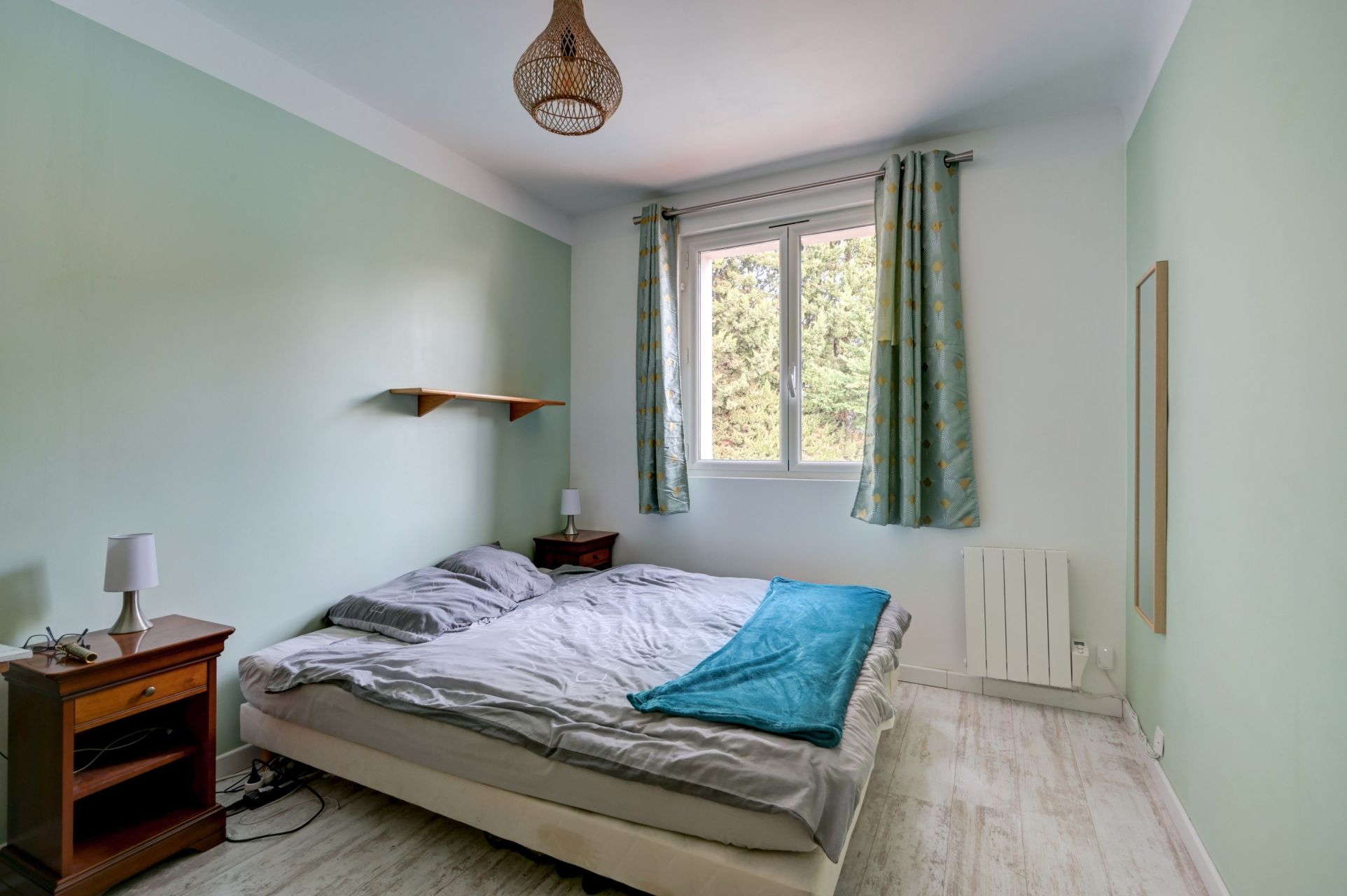 luxury house 8 Rooms for sale on AIX EN PROVENCE (13100)