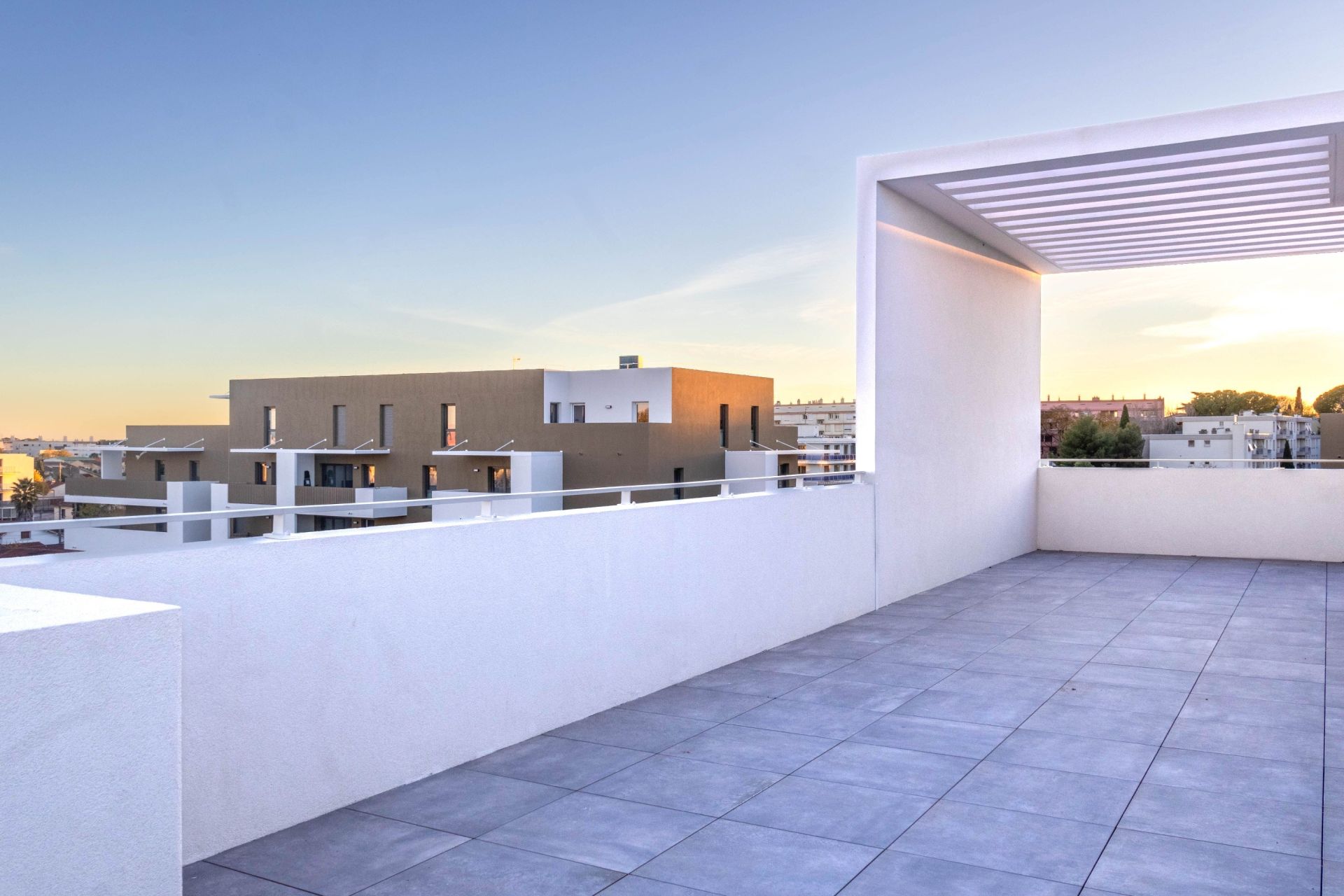 luxury apartment 4 Rooms for sale on MONTPELLIER (34000)