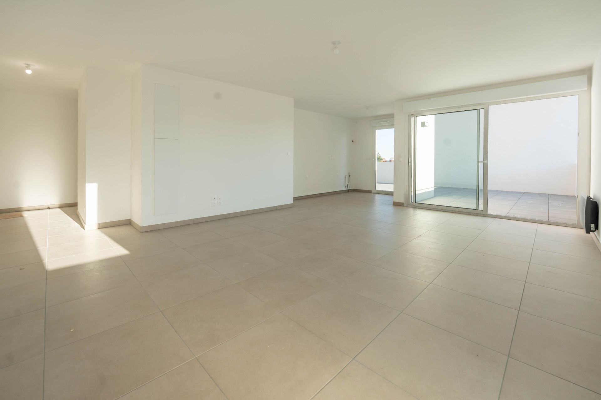 luxury apartment 4 Rooms for sale on MONTPELLIER (34000)