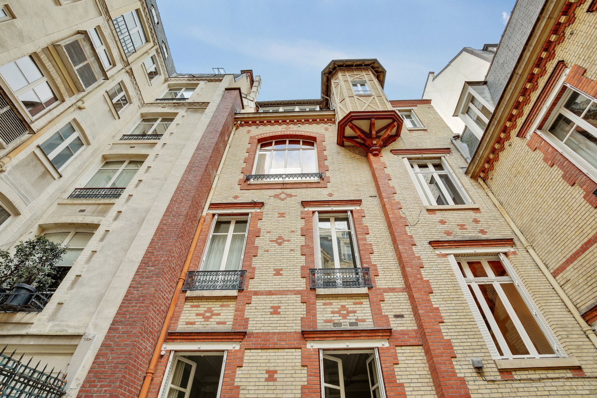 hôtel particulier 20 Pièces en vente sur PARIS (75016)