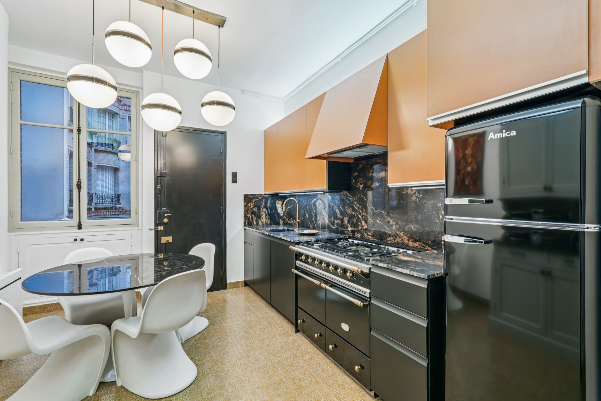 luxury apartment 5 Rooms for sale on PARIS (75007)