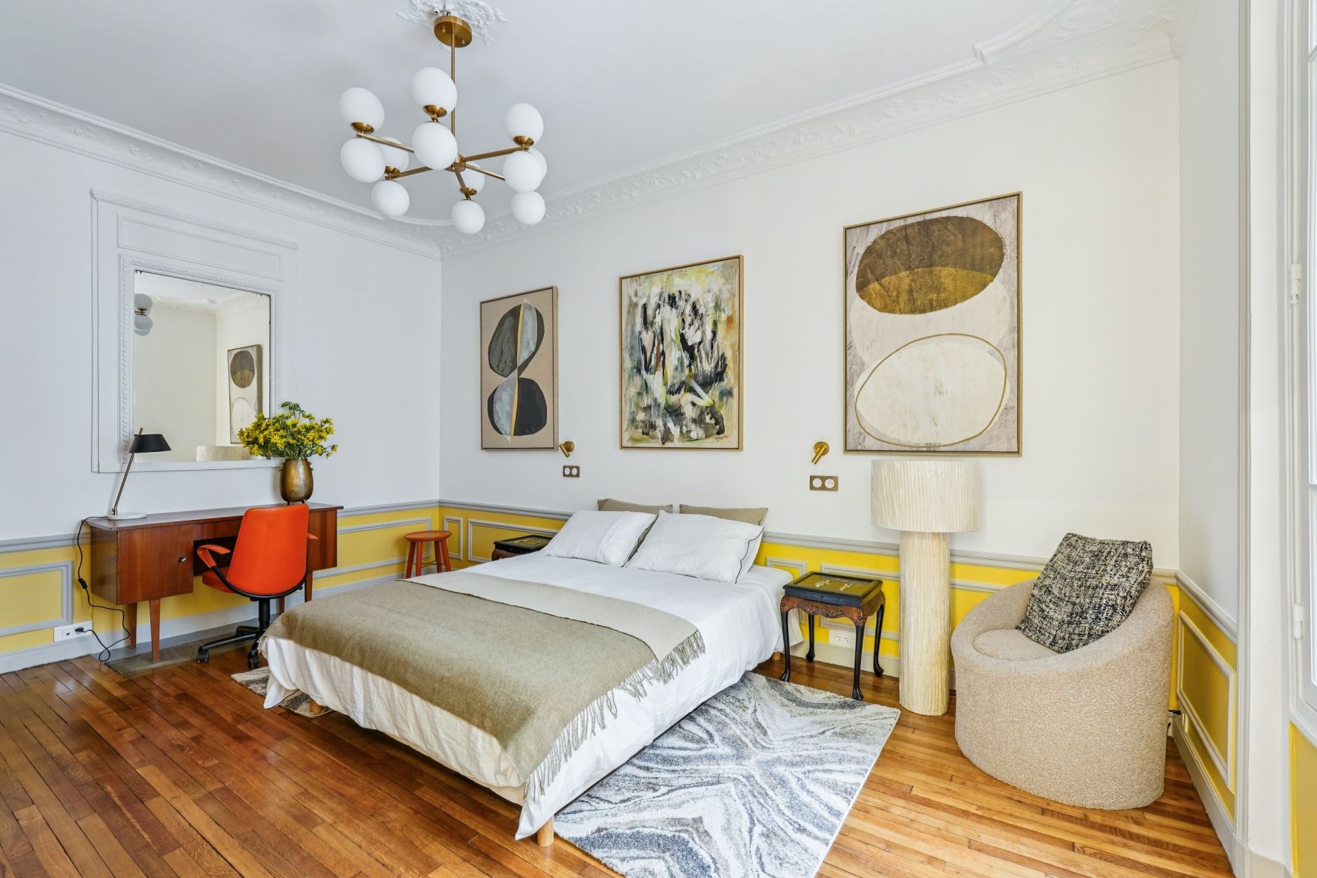 luxury apartment 5 Rooms for sale on PARIS (75007)