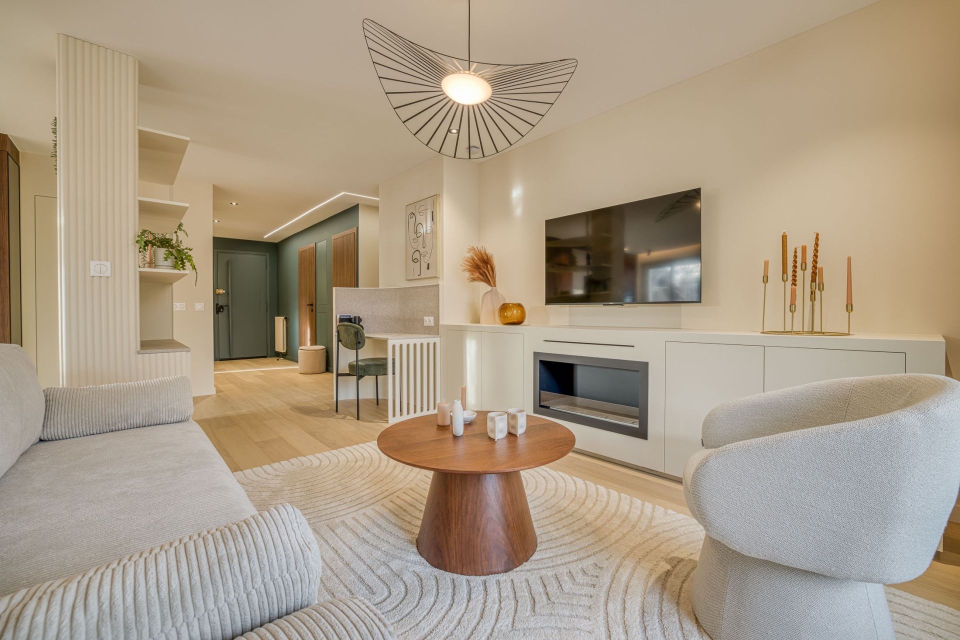 luxury apartment 3 Rooms for sale on ANNECY (74000)