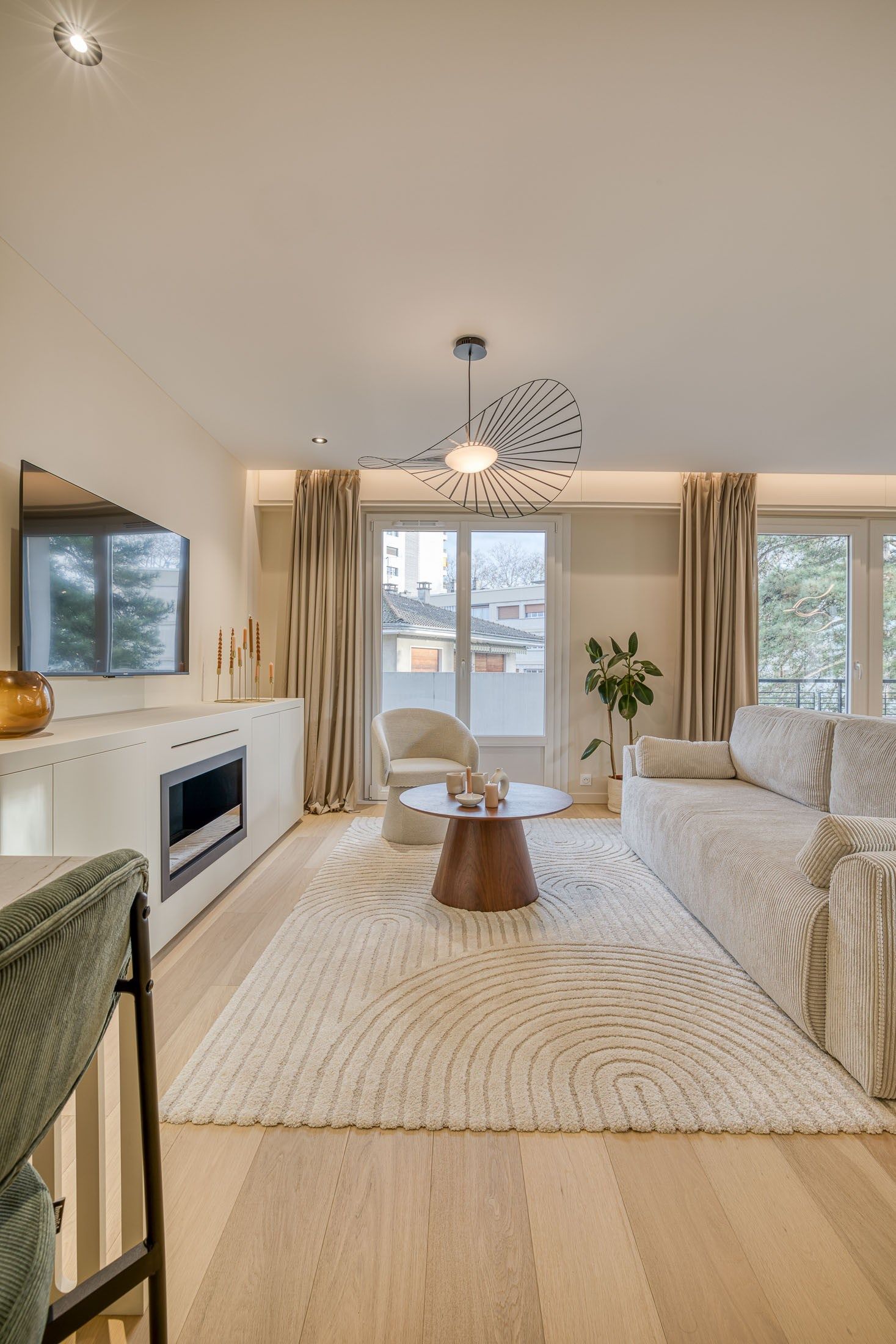 luxury apartment 3 Rooms for sale on ANNECY (74000)