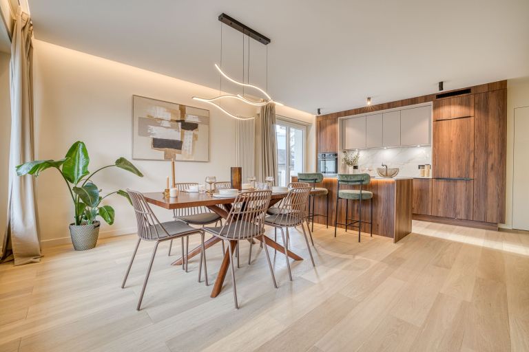 luxury apartment 3 Rooms for sale on ANNECY (74000)