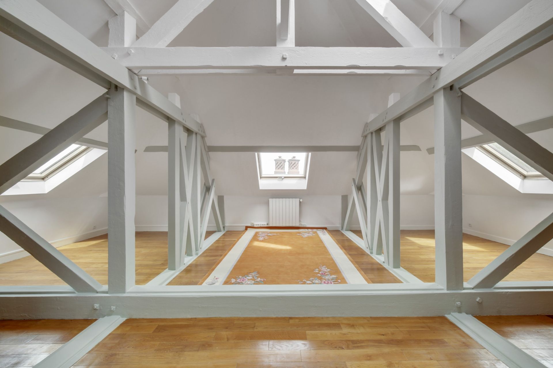 luxury house 11 Rooms for rent on LOUVECIENNES (78430)