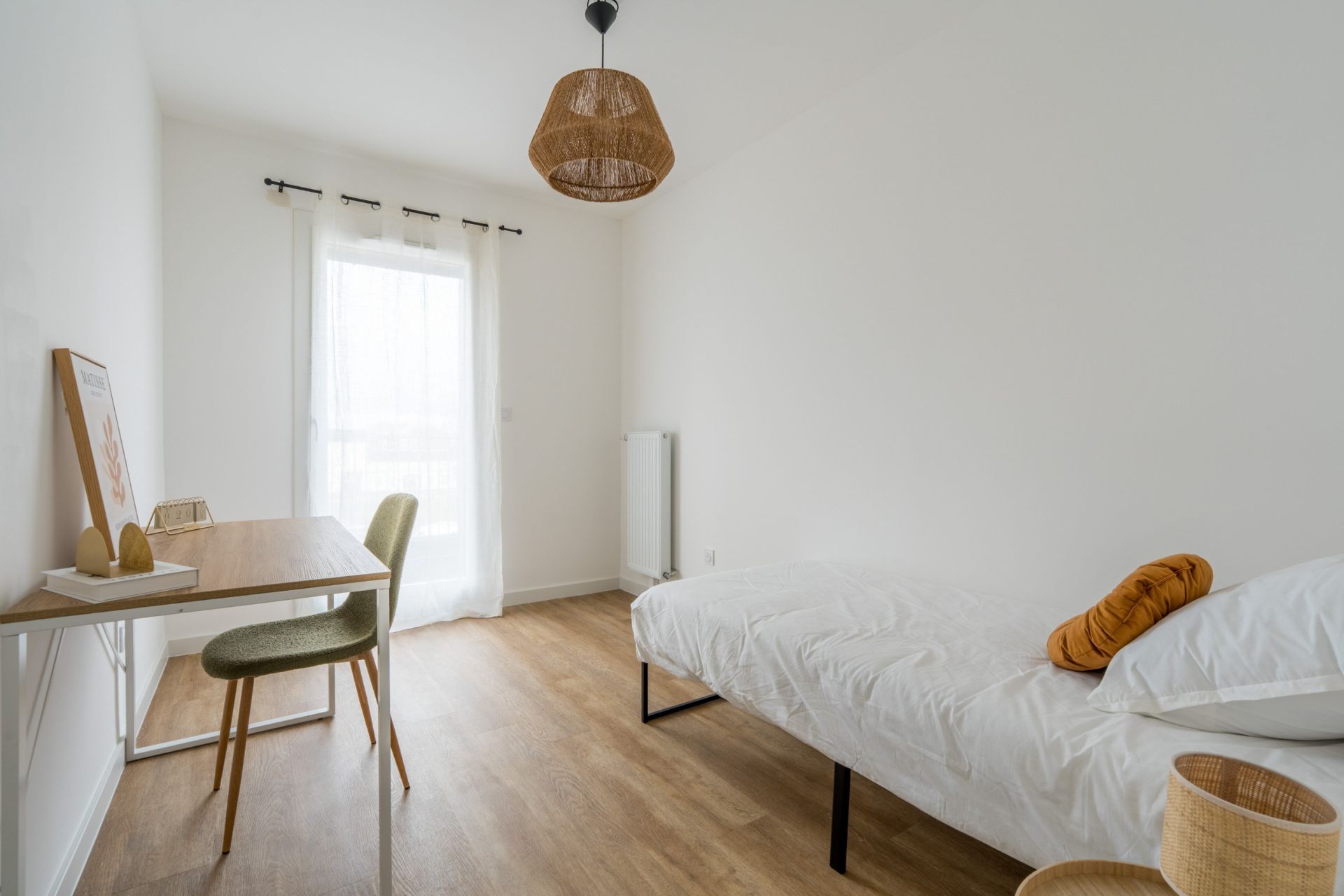 luxury apartment 5 Rooms for sale on ORLEANS (45000)