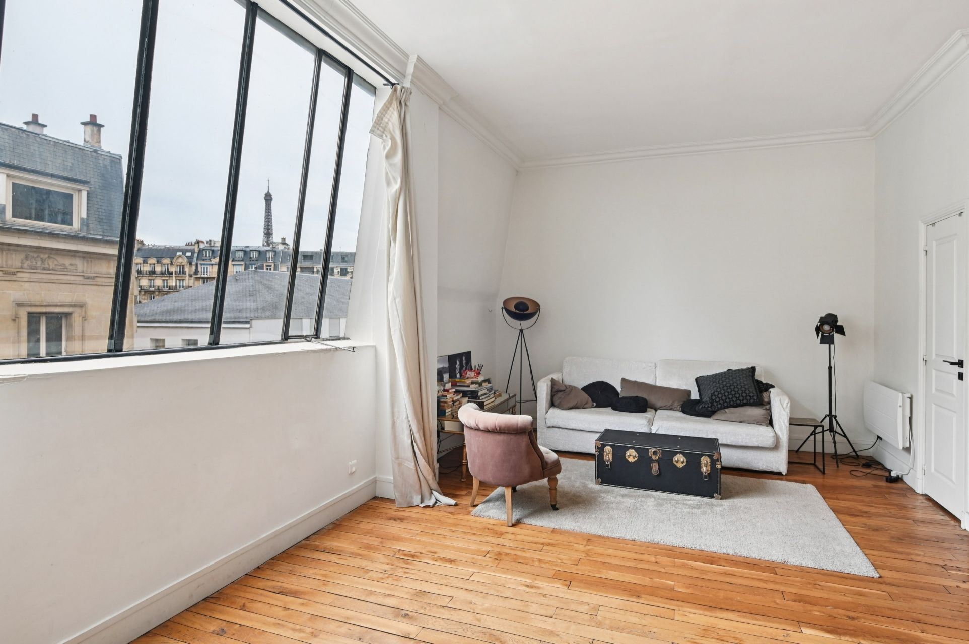 hôtel particulier 16 Pièces en vente sur PARIS (75007)