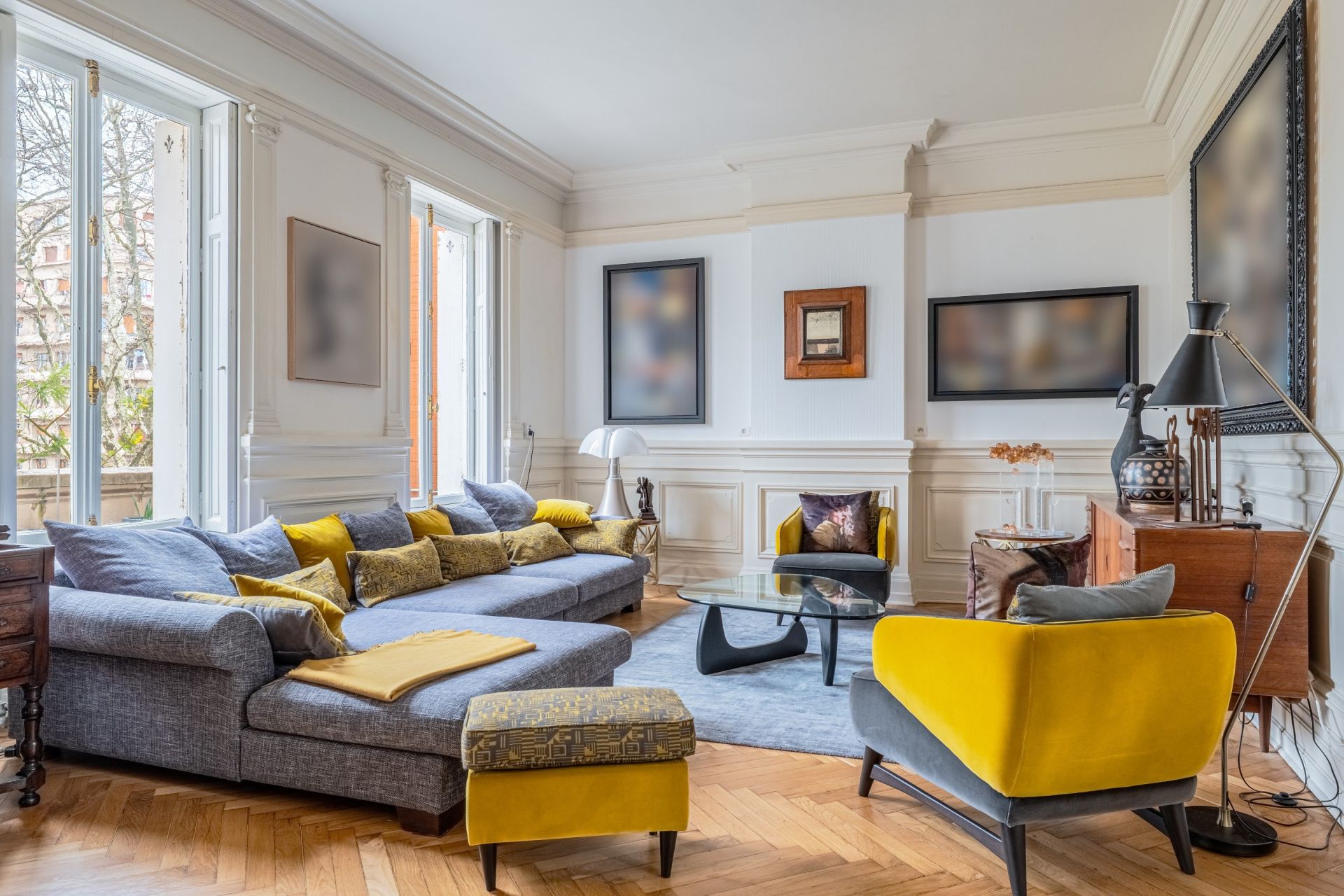 luxury triplex 10 Rooms for sale on ST ETIENNE (42000)