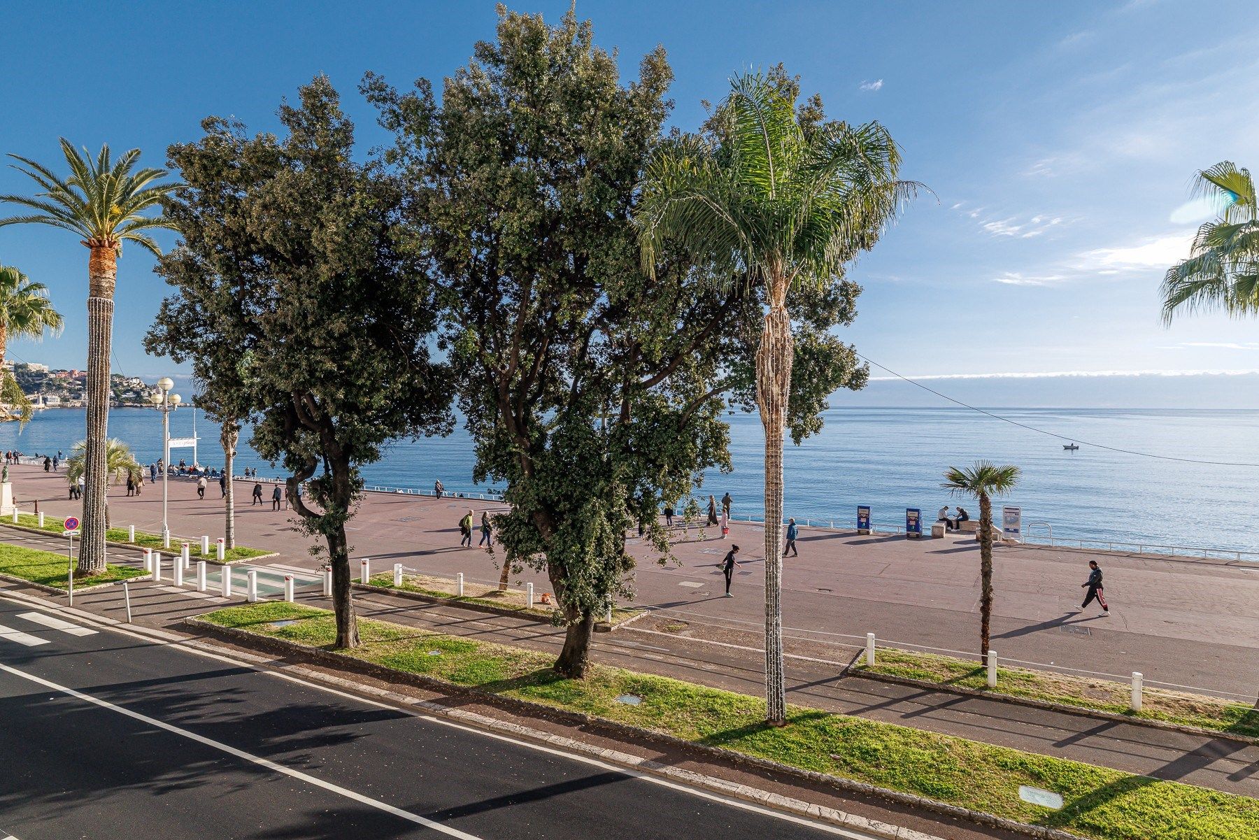 luxury apartment 2 Rooms for sale on NICE (06000)