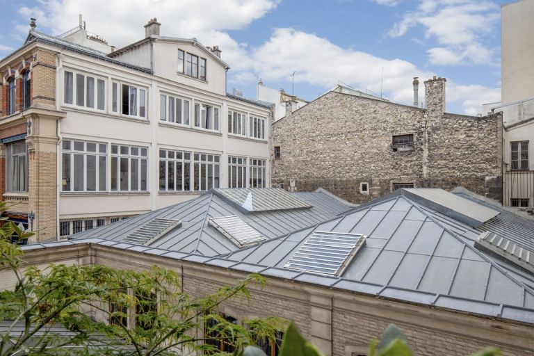 luxury apartment 5 Rooms for sale on PARIS (75010)