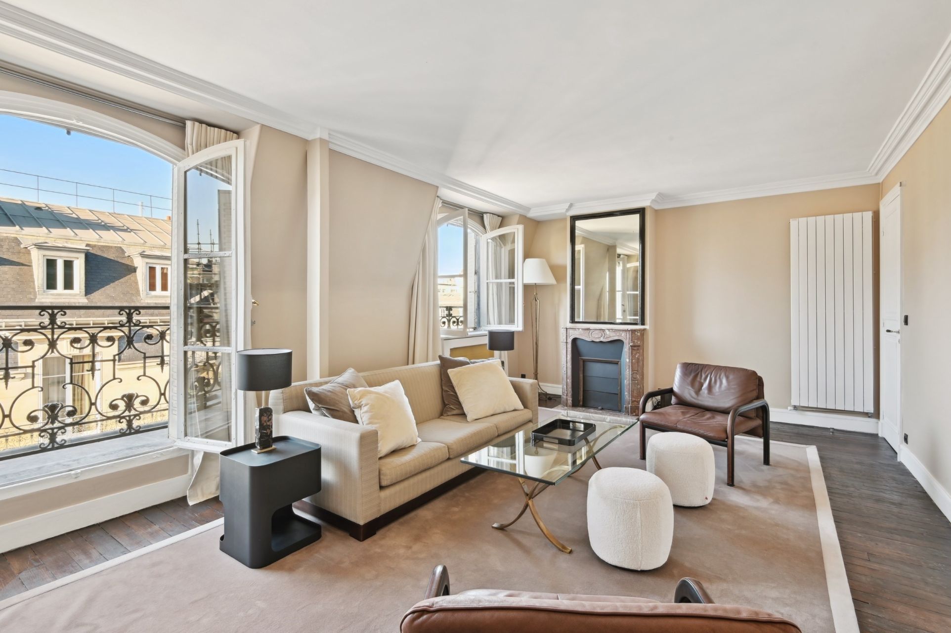 luxury apartment 5 Rooms for sale on PARIS (75007)