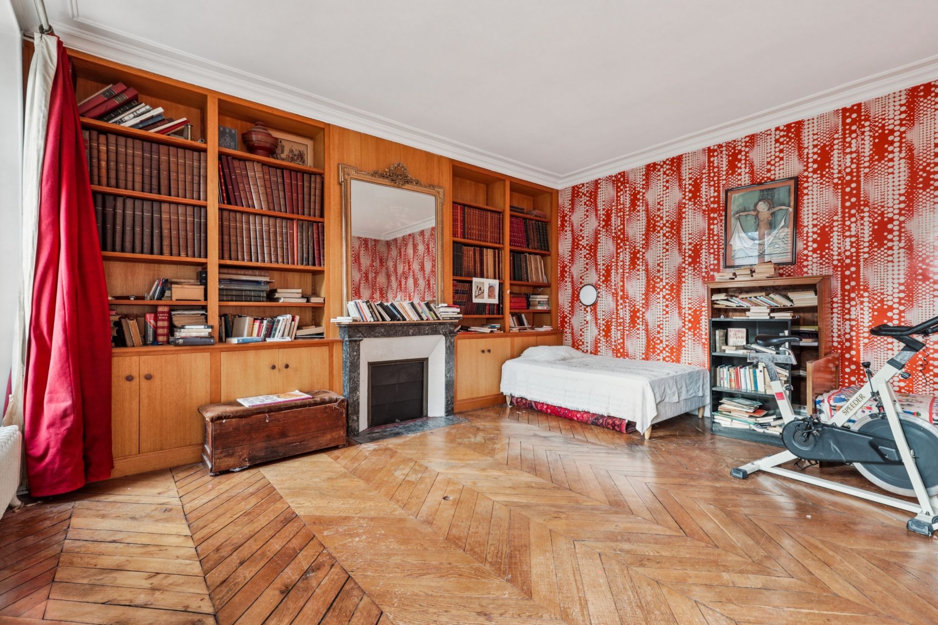 luxury house 11 Rooms for sale on VERSAILLES (78000)