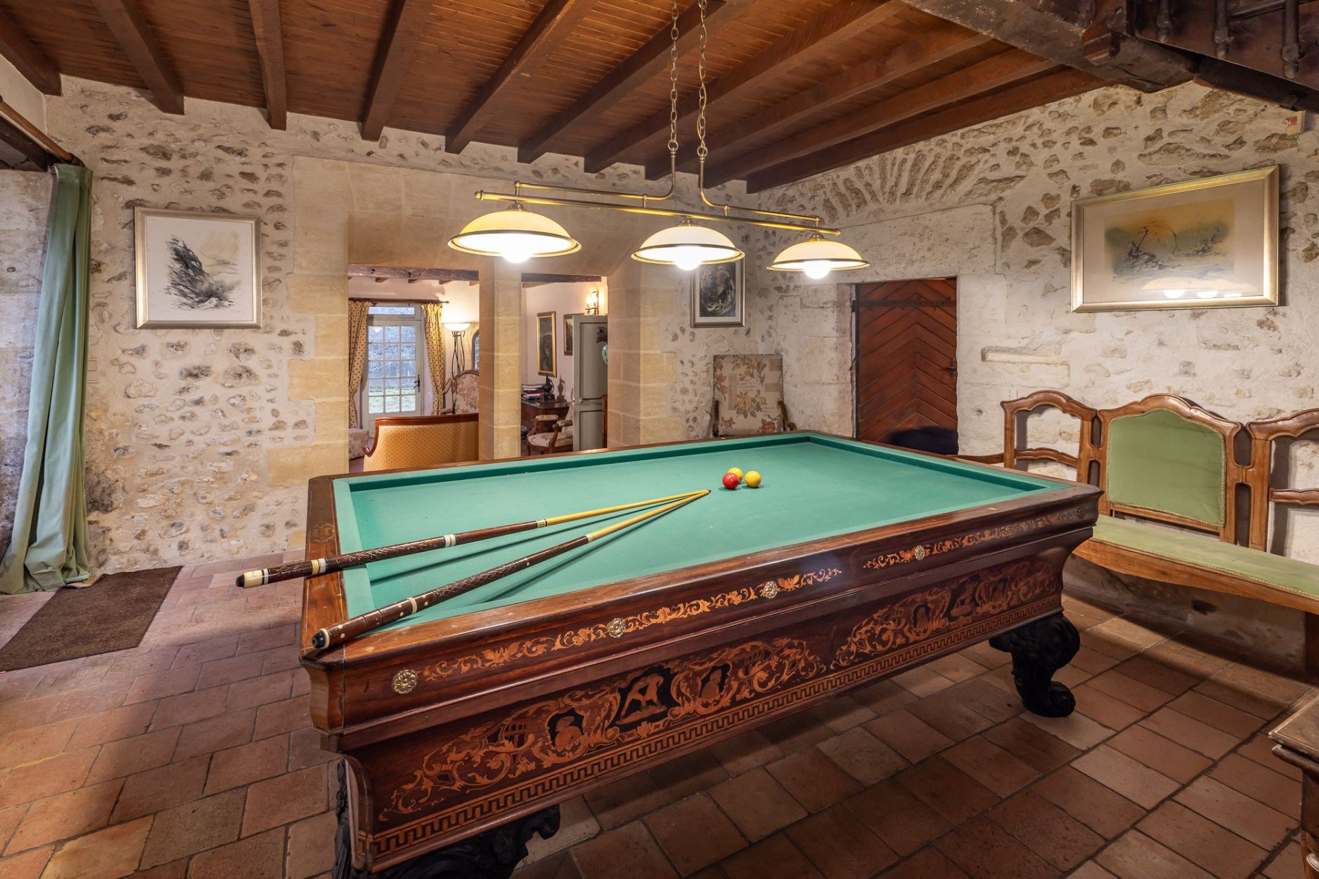 maison de luxe 23 Pièces en vente sur ST ASTIER (24110)