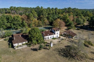 Vente Maison de luxe Saint-Astier 23&nbsp;Pièces 650&nbsp;m²