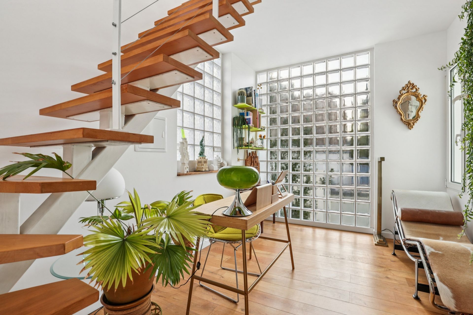 luxury house 6 Rooms for sale on CLAMART (92140)