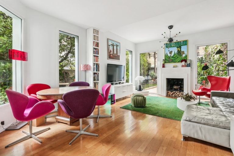 luxury house 6 Rooms for sale on CLAMART (92140)