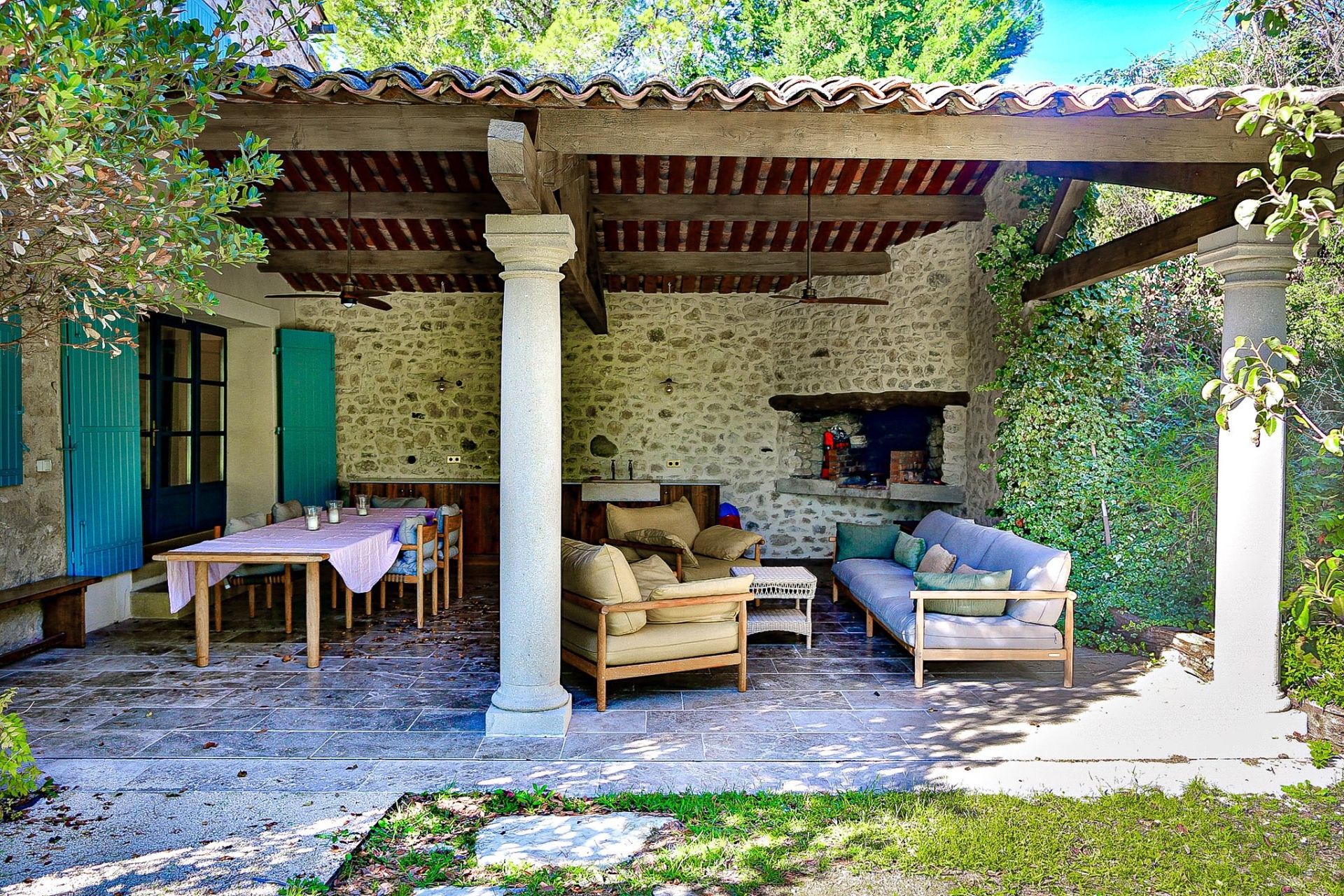 maison de luxe 12 Pièces en vente sur MORMOIRON (84570)