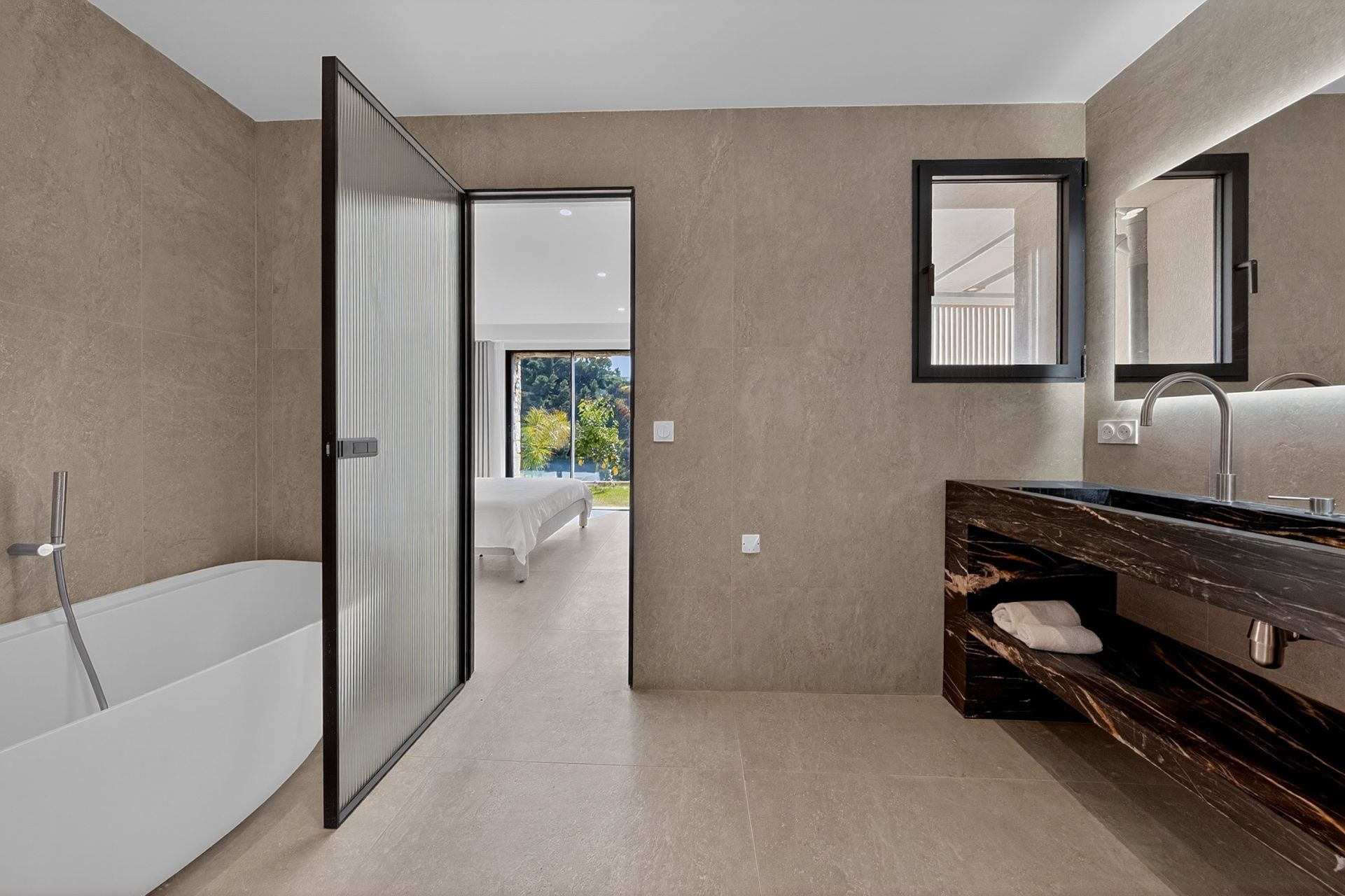 luxury villa 5 Rooms for sale on ROQUEBRUNE CAP MARTIN (06190)