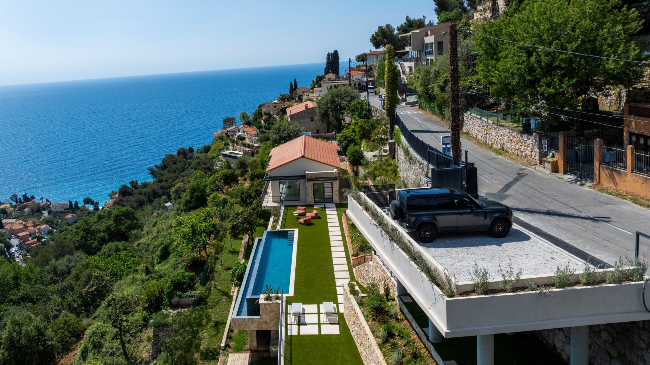 luxury villa 5 Rooms for sale on ROQUEBRUNE CAP MARTIN (06190)