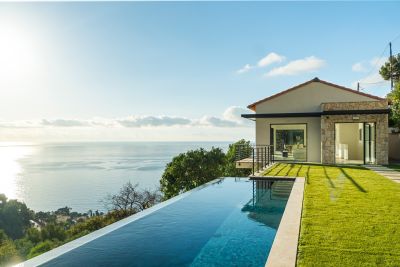 Sale Luxury villa Roquebrune-Cap-Martin 5&nbsp;Rooms 200&nbsp;m²