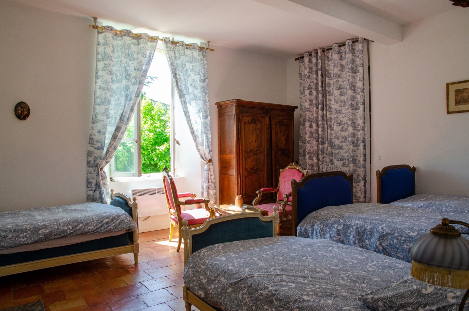 castle 36 Rooms for sale on TOULOUSE (31400)